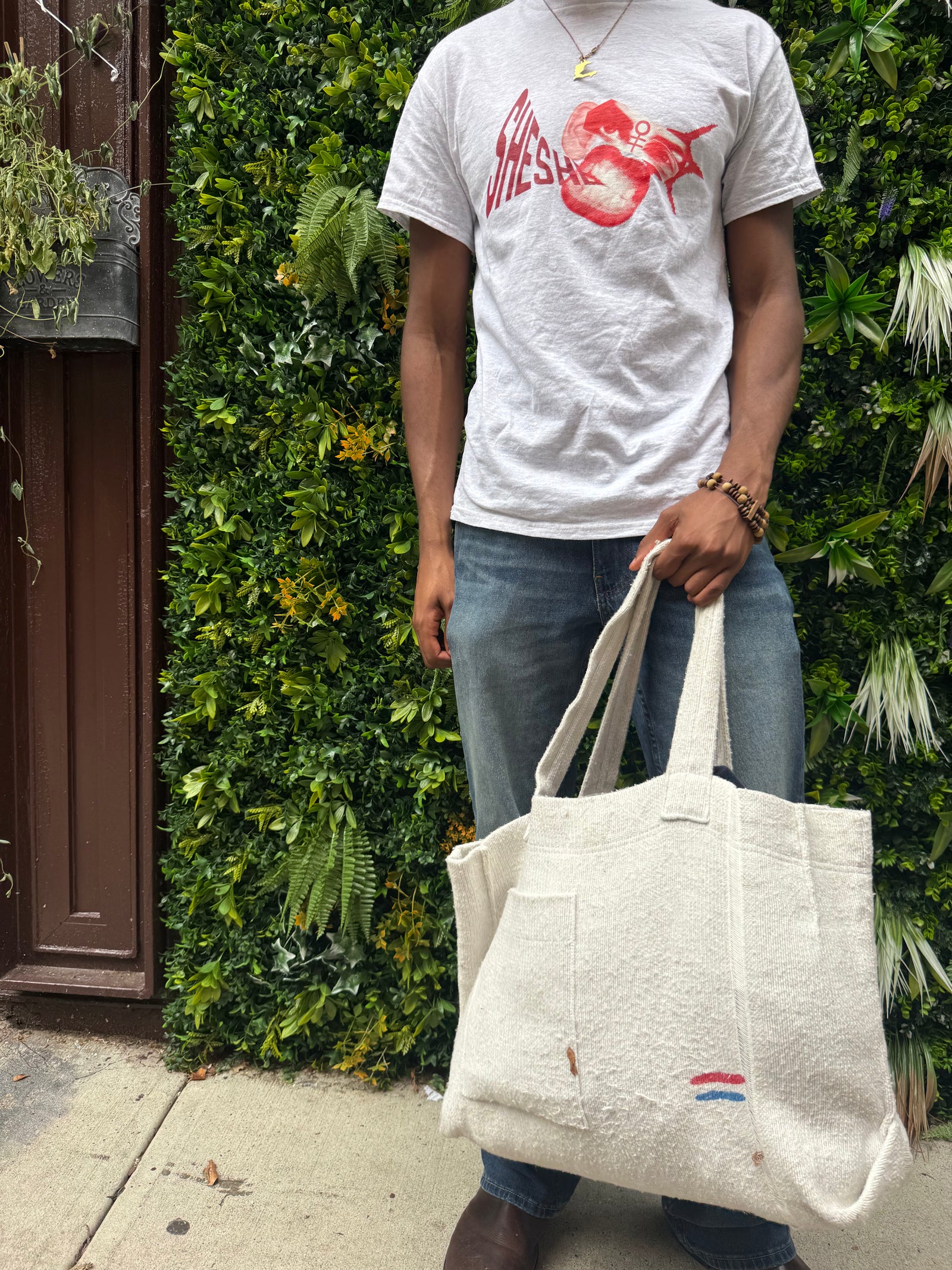 Lookbook photo 2